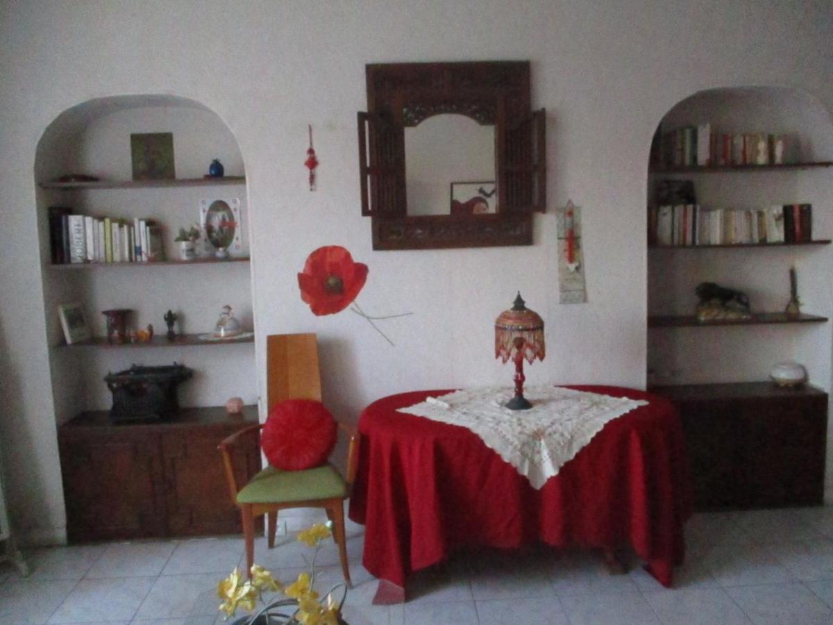 Chez Brigitte Guesthouse Ницца Экстерьер фото